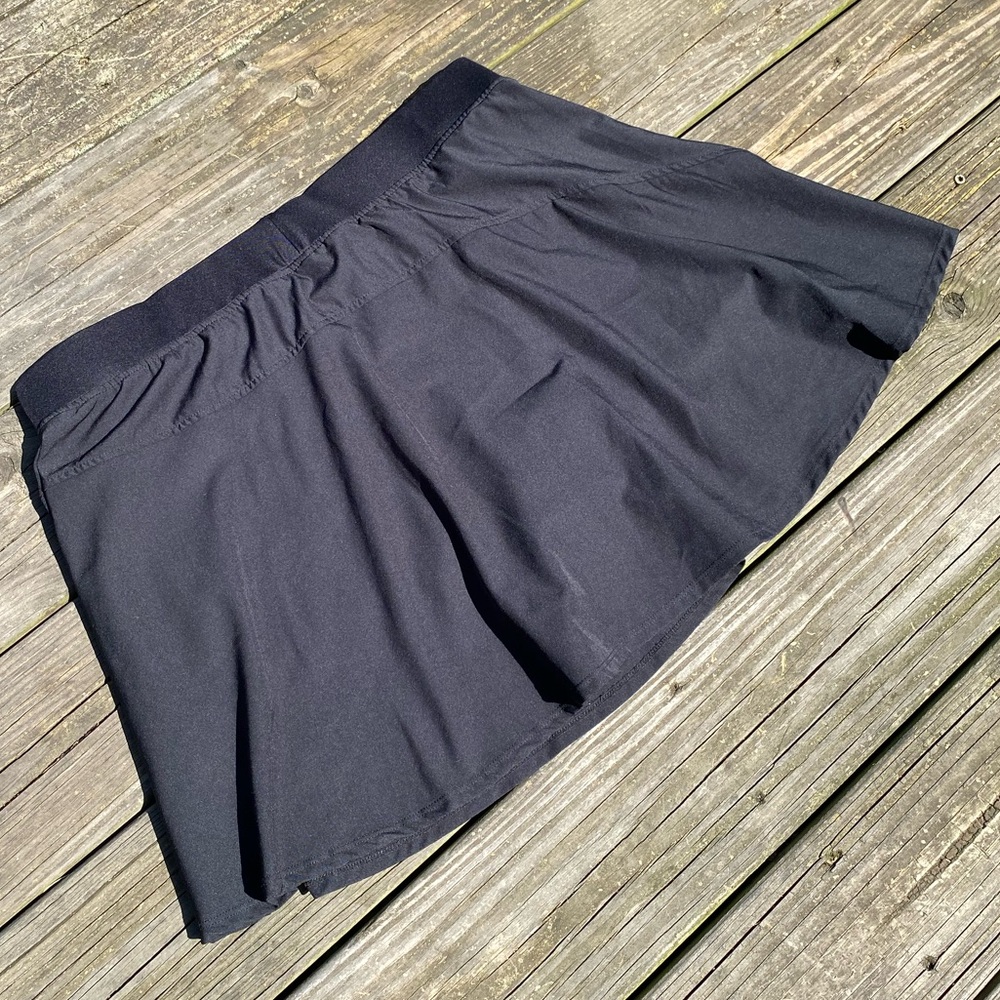 BCG swim skirt Black with built in shorts size XL